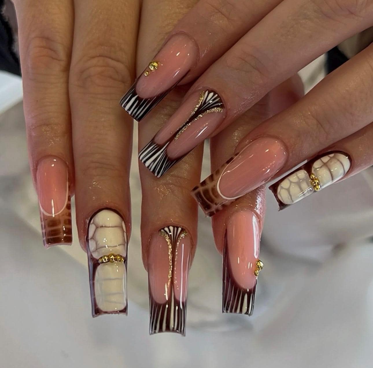 Blooming Marble Press On Nails: Brown, White & Gold, Coffin Shape