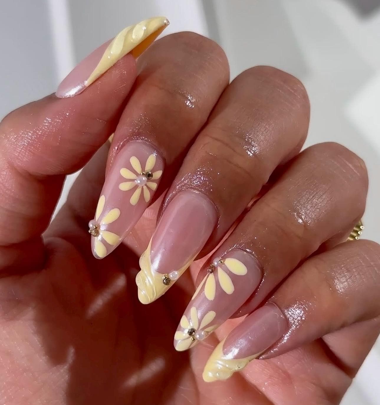 Butter Yellow Floral Press On Nails: 3D Gel Almond Medium Length