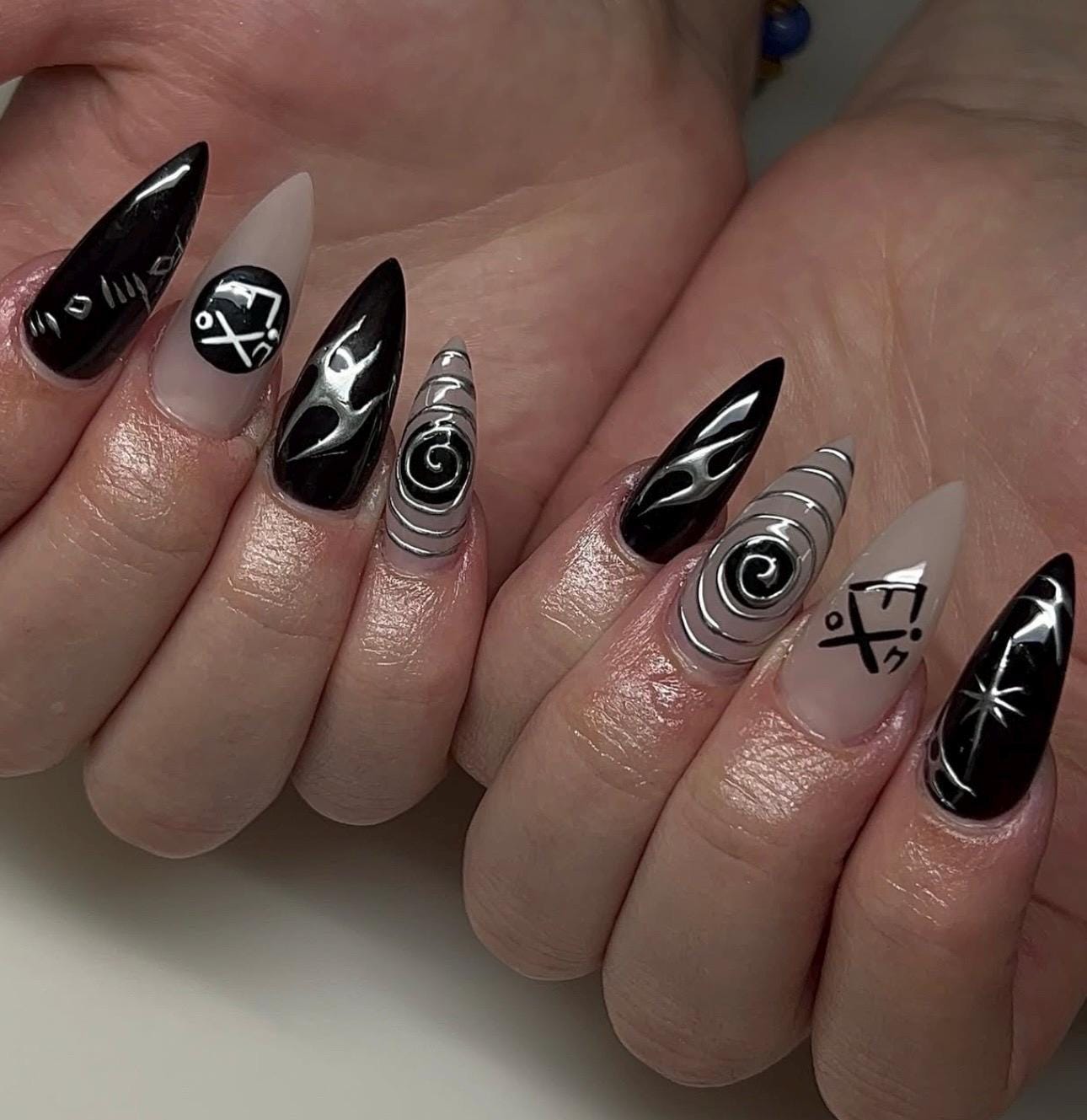 Black Silver Abstract 3D Press On Nails: Edgy Gothic Stiletto Nail Art