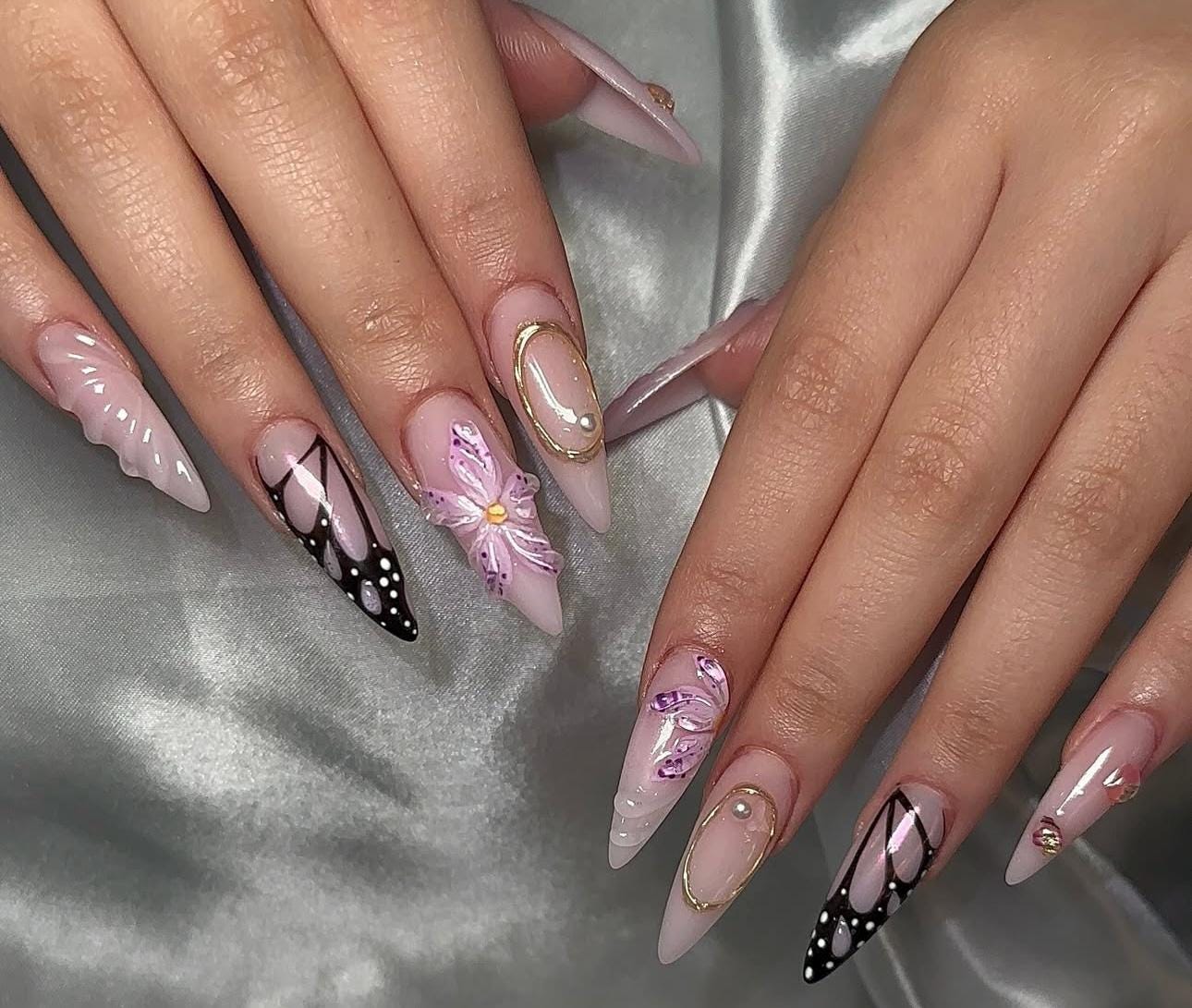 Almond Press On Nails: 3D Gel Black Design, Gold Chrome & Pearl Rhinestones